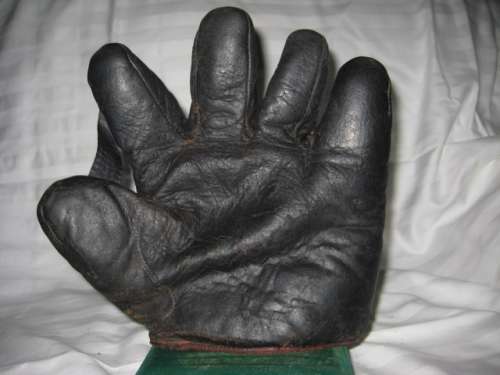 Spalding Black 1 Inch Web 1 Front